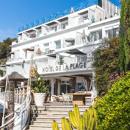 De La - Mahogany Hotel 3*