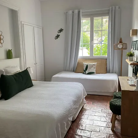 De La - Mahogany Cassis