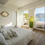 فندق De La - Mahogany