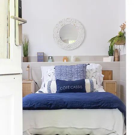 De La - Mahogany 酒店