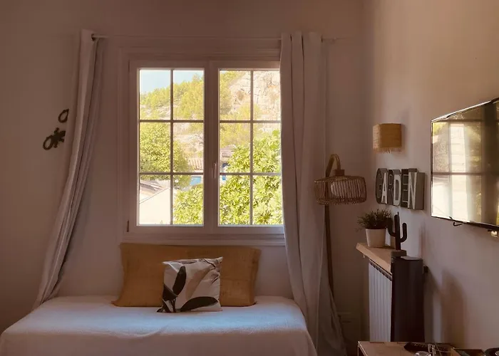 De La - Mahogany 3* Cassis